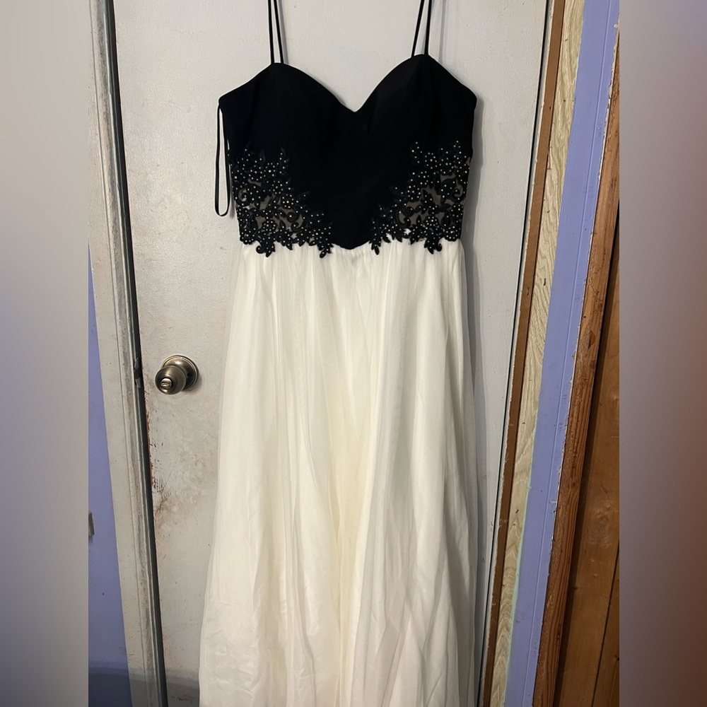 Black and white prom dress